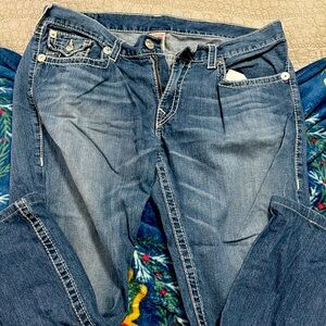 True Religion Men Jean Size 40 x 30